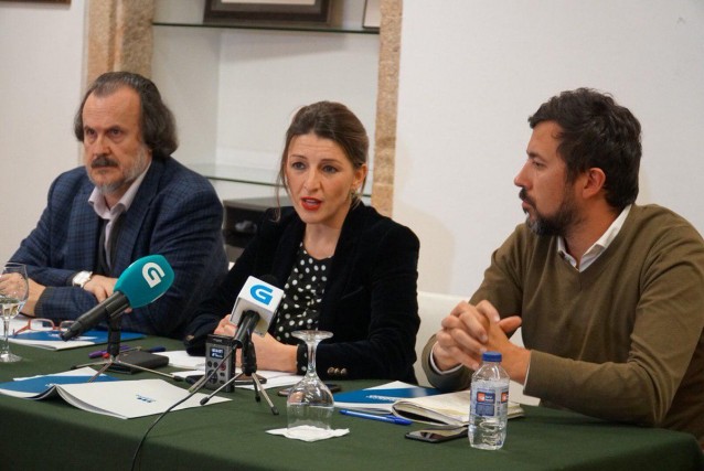 Miguel Anxo Fernán Vello, Yolanda Díaz e Antón Gómez-Reino, deputados de En Mare
