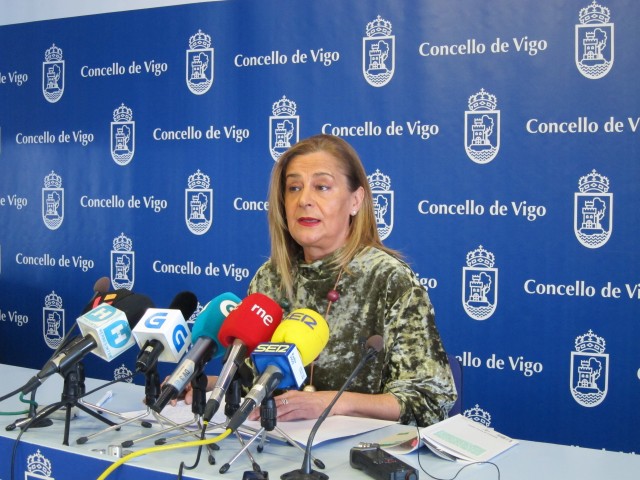 Carmela Silva anuncia unha querela contra o PP por 