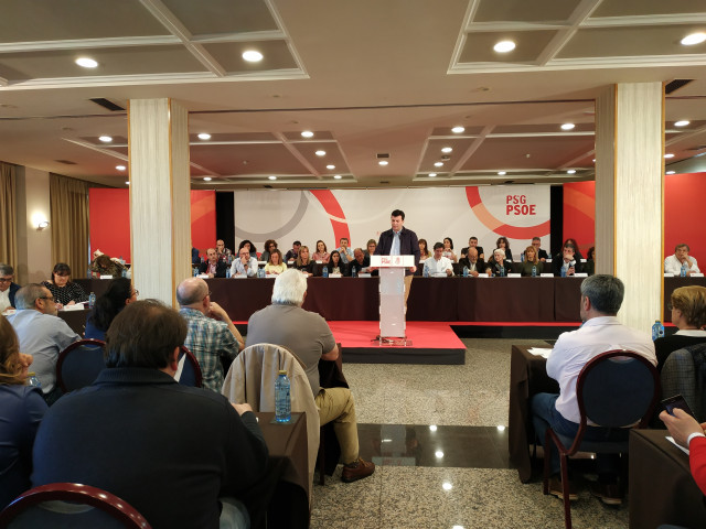Gonzalo Caballero (PSdeG) anuncia que entrará no Parlamento de Galicia despué
