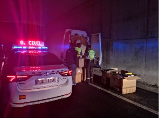 Interceptados dous furgóns portugueses en Verín (Ourense) con pezas falsificade