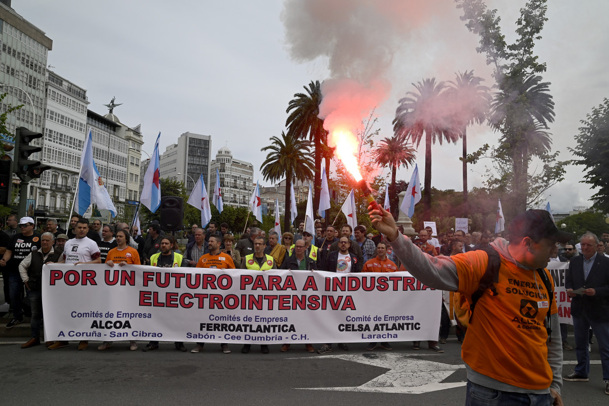 Manifestación de empresas electrointensivas na Coruña para esixir un prezo eléctrico 