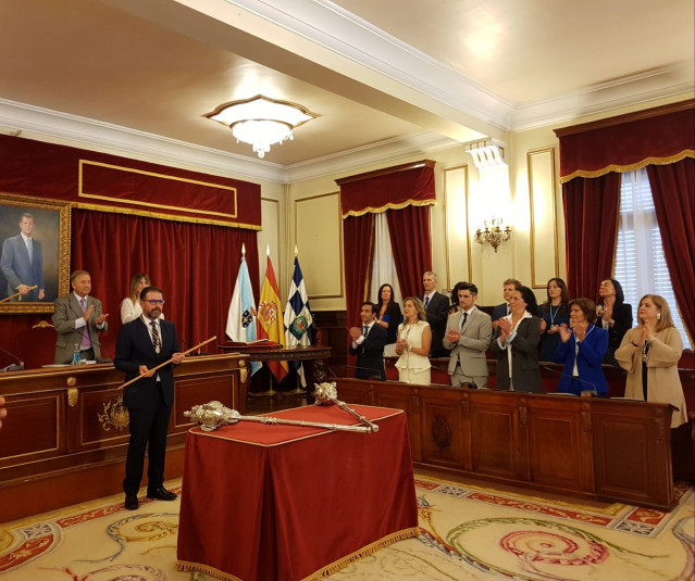 Investidura de Anxo Mato como alcalde de Ferrol