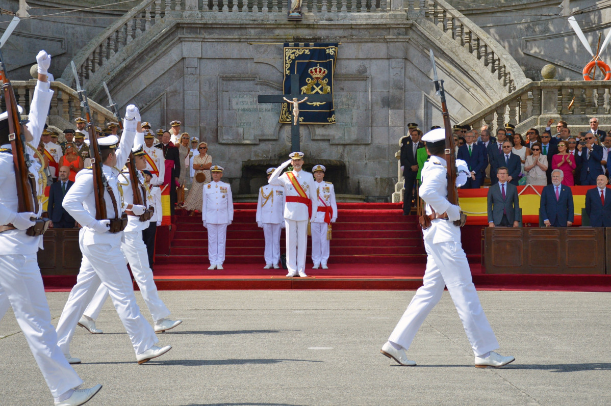 O rei Felipe VI preside a entrega dos Reais Despachos na Escola Naval Militar de Marín
