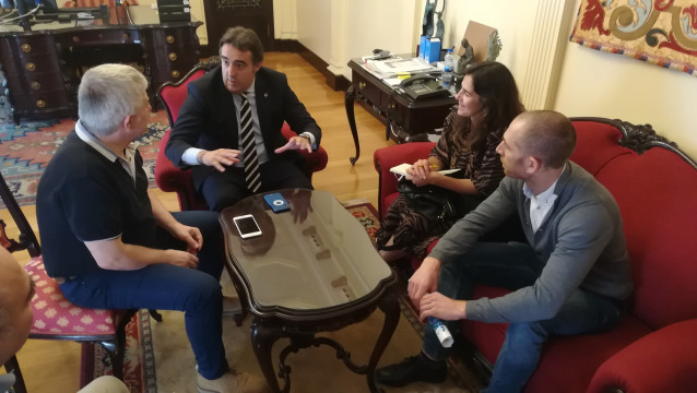 O Concello de Ourense colaborará co Eixo Atlántico para afrontar o reto da mobilidade sustentable.