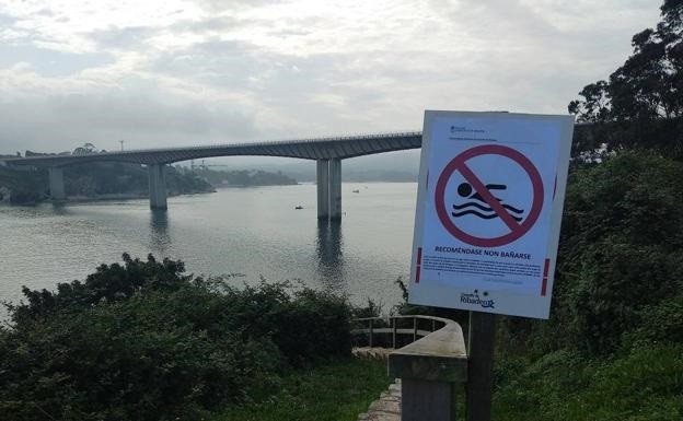 En Marea levará ao Parlamento unha denuncia pola contaminación na desembocadura do río Eo tas a vertedura de xurros
