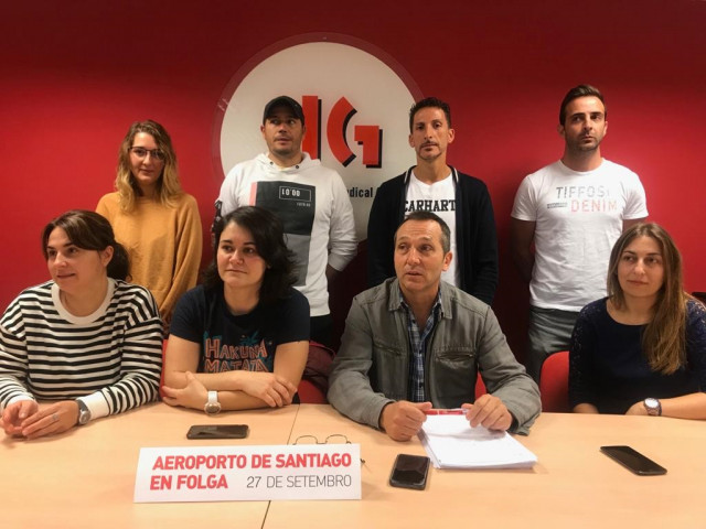 Comité de folga dos traballadores do Aeroporto de Santiago.