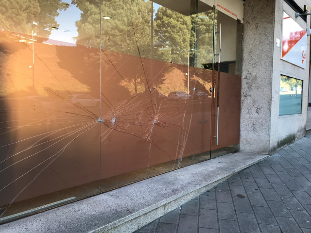 Acto vandálico contra a sede de Cidadáns en Santiago de Compostela
