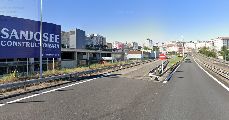 Entrada á AP9 desde a Rúa Lepanto en Vigo nunha imaxe de Google Street View