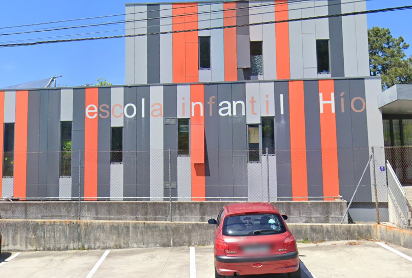 Escola infantil pu00fablica de Ou Hu00edo en Cangas nunha imaxe de Google Street View