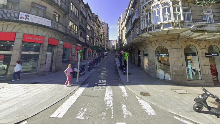 Cruzamento de Hernan Cortu00e9s con Urzaiz nunha imaxe de Google Street View