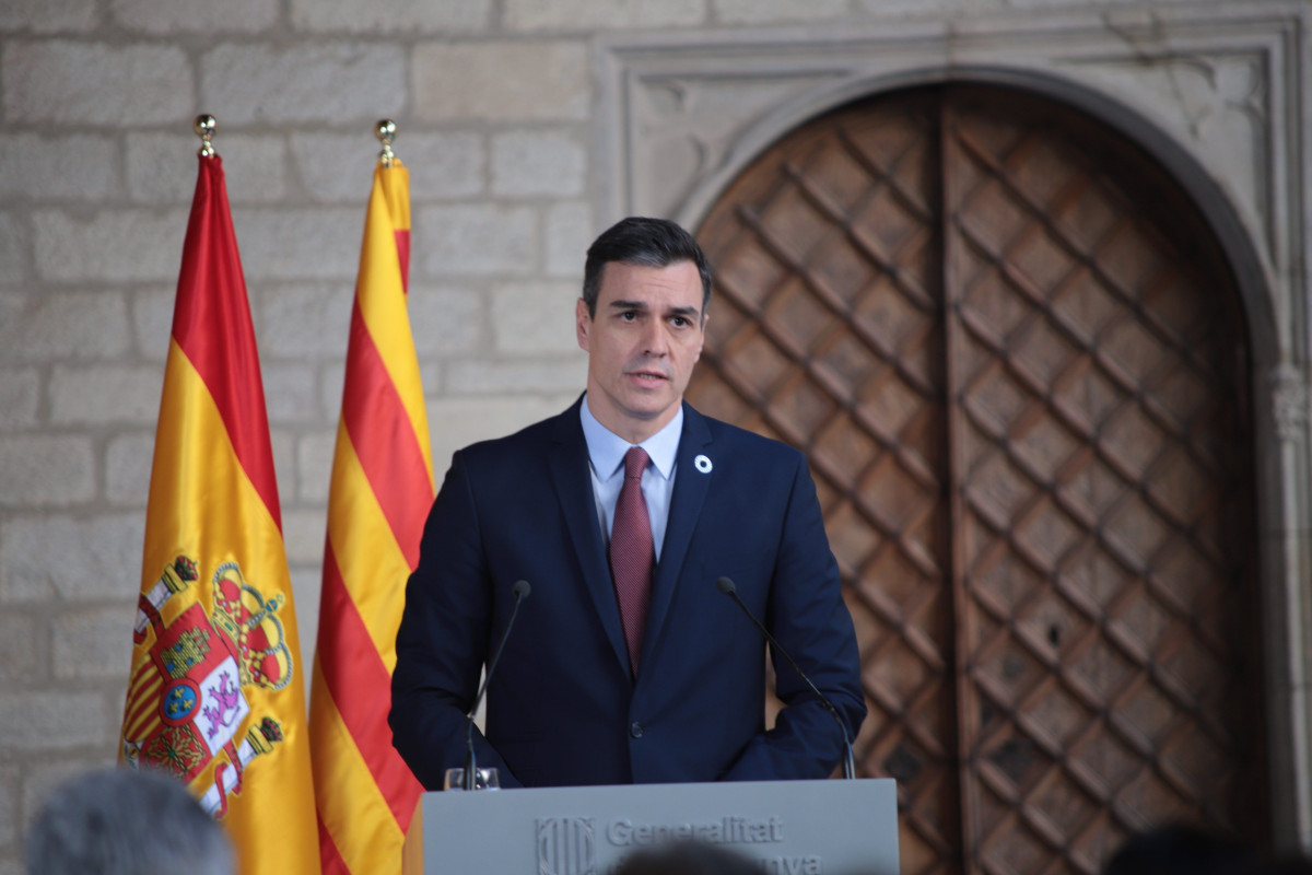 Pedro O seu00e1nchez ante os medios tras o seu encontro co president Torra no Palau da Generalitat