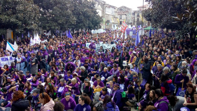 Manifestación feminista en Verín (Ourense) o 1 de marzo, precedente deste 8 de marzo de 2020
