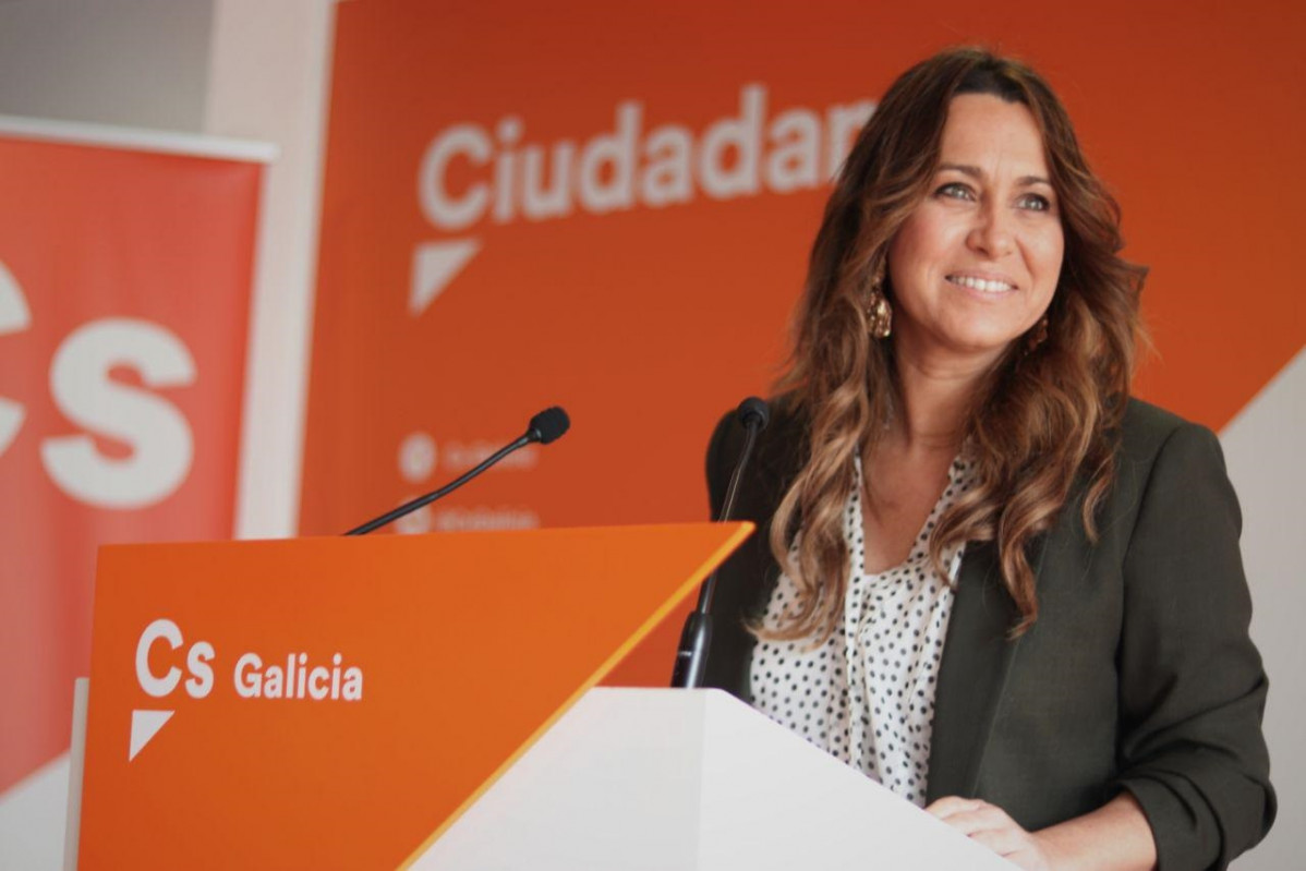 A portavoz de Cidadáns en Galicia, Beatriz Piñeiro, en rolda de prensa.