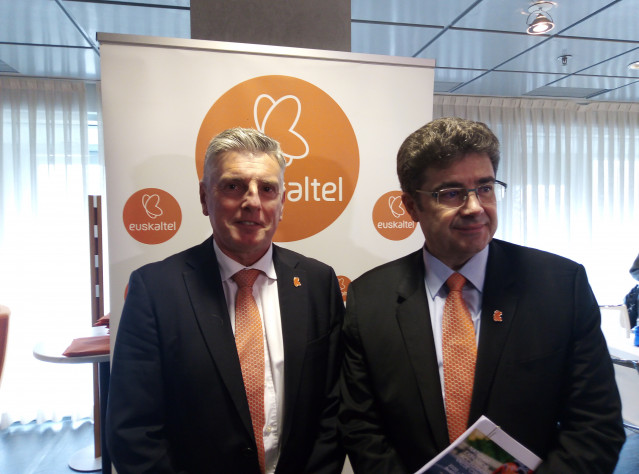 O presidente de Euskaltel; Xabier Iturbe, e o CEO, José Miguel García