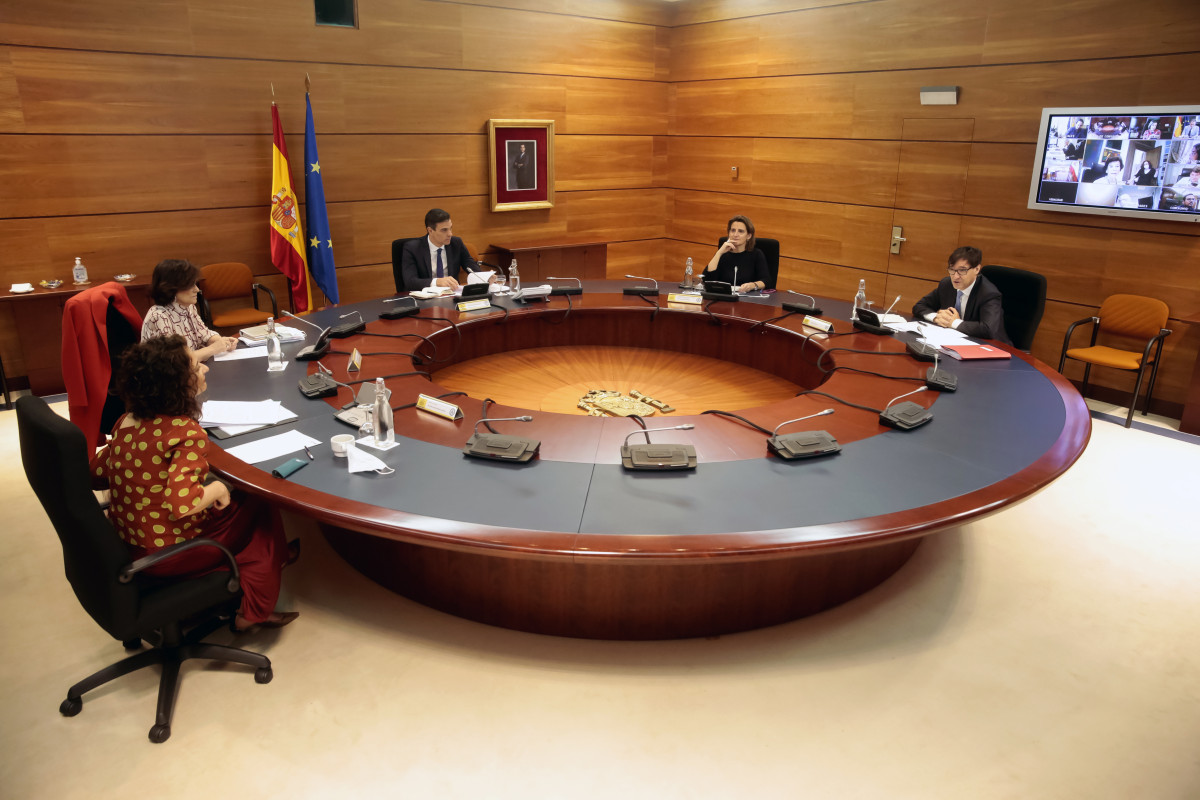 O presidente do Goberno, Pedro Sánchez, preside o Consello de Ministros extraordinario do venres 22 de maio, en Madrid
