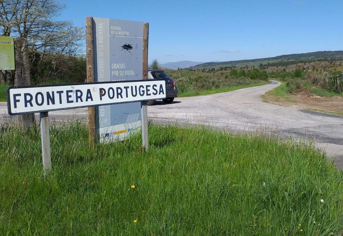 Paso fronteirizo entre Calvos de Randín (Ourense) e Tourem (Portugal).