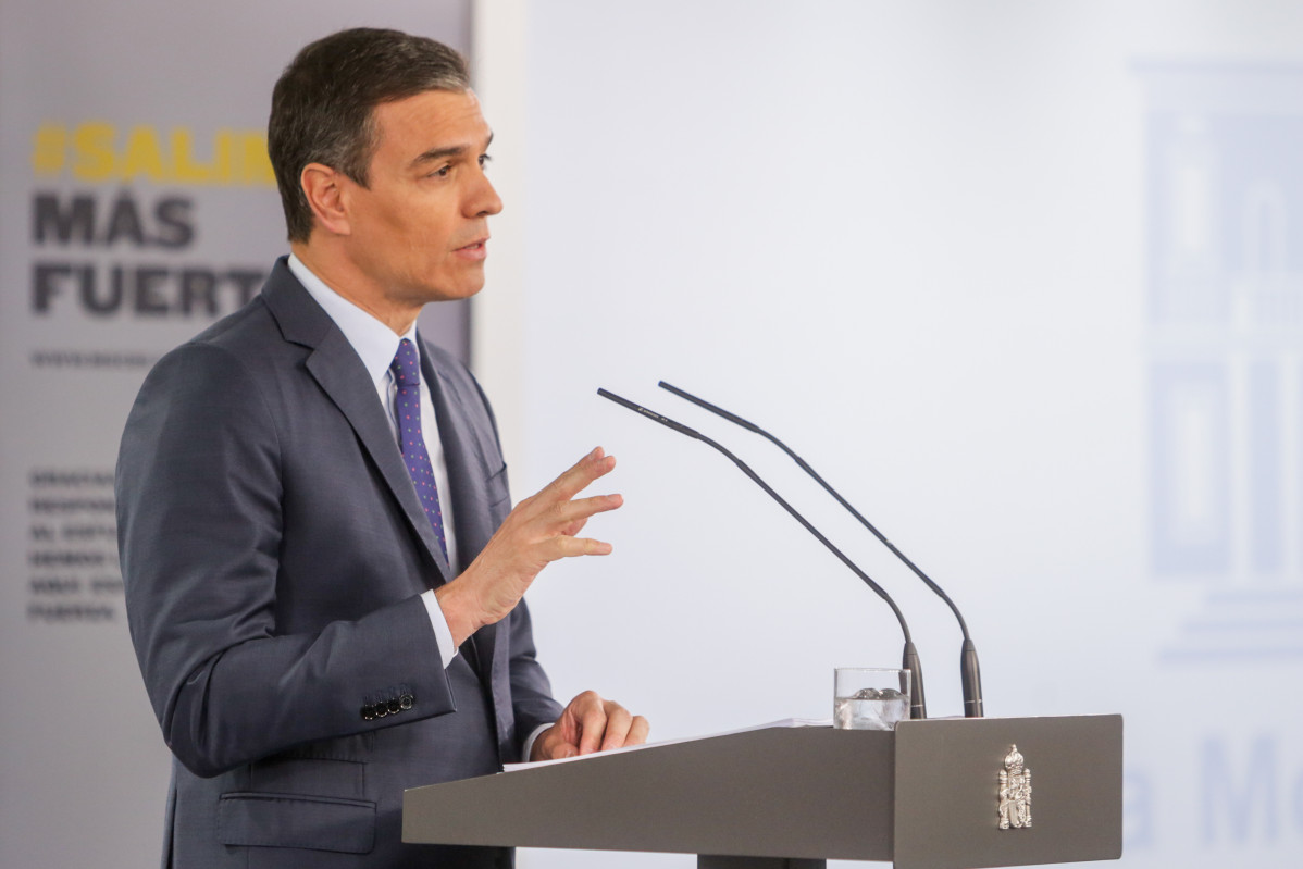 O presidente do Goberno, Pedro Sánchez, durante a súa comparecencia en rolda de prensa no Palacio da Moncloa tras a última conferencia cos presidentes autonómicos no estado de alarma. en Madrid (España) ao 14 de xuño de 2020.