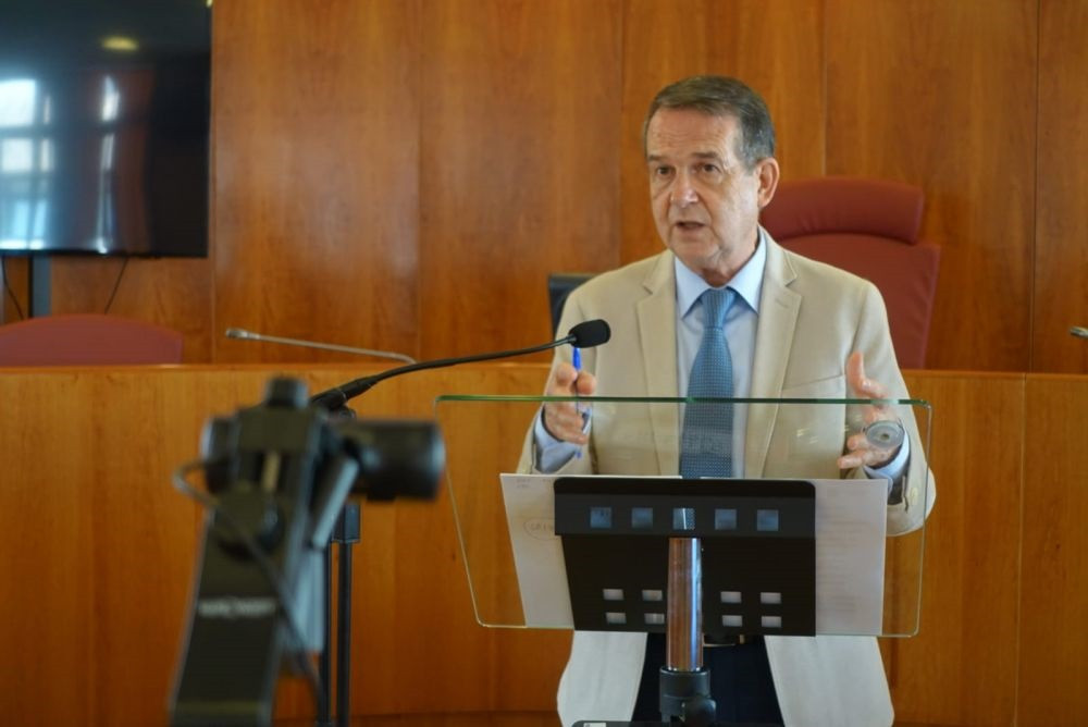 O presidente da Federación Española de Municipios e Provincias (FEMP), Abel Caballero, este xoves