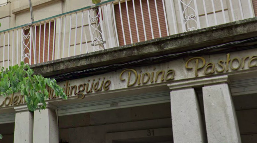 Fachada do Colexio das Franciscanas en Ourense nunha imaxe de Google Street View