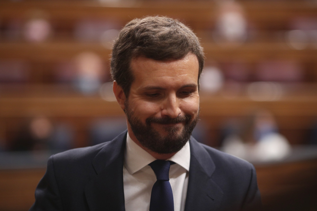 O presidente do PP, Pablo Casado, tras a súa intervención durante a segunda sesión do pleno no que se debate a moción de censura exposta por Vox.