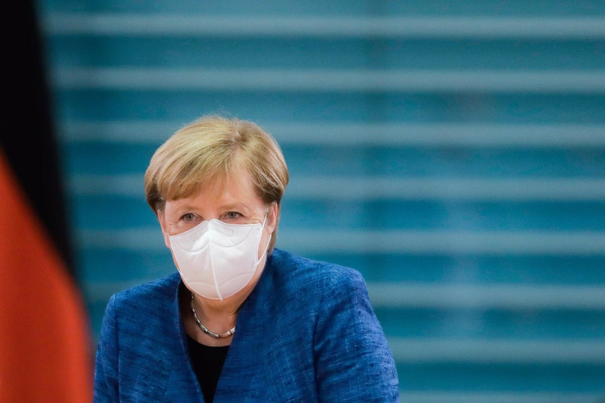 Merkel máscara