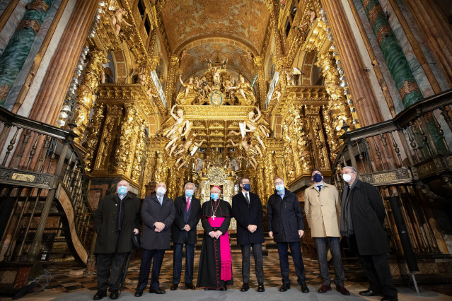 Autoridades no acto institucional de presentación das obras de rehabilitación da Catedral de Santiago