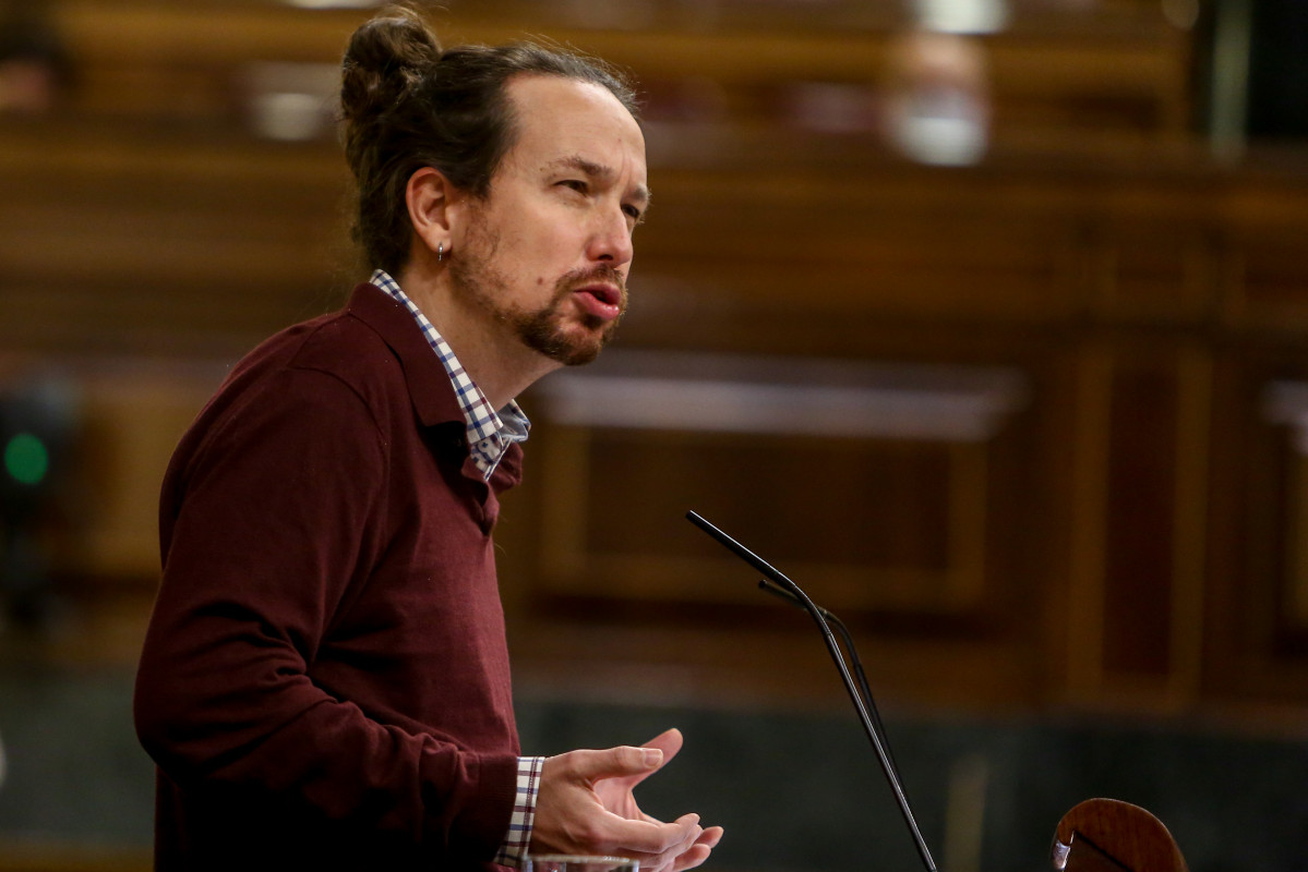 O vicepresidente segundo do Goberno e líder de Podemos, Pablo Iglesias, intervén nunha sesión plenaria no Congreso dos Deputados.
