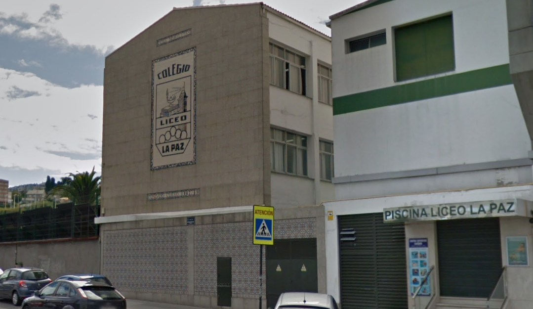 Liceo A Paz da Coruu00f1a en unha imaxe de Google Street View