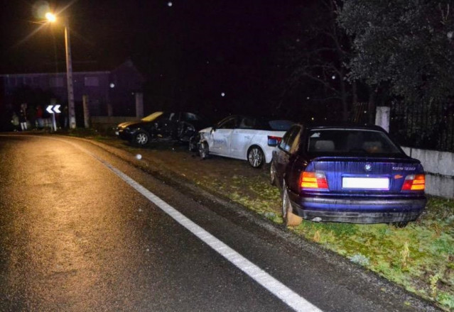 Accidente de tráfico en Toén (Ourense).