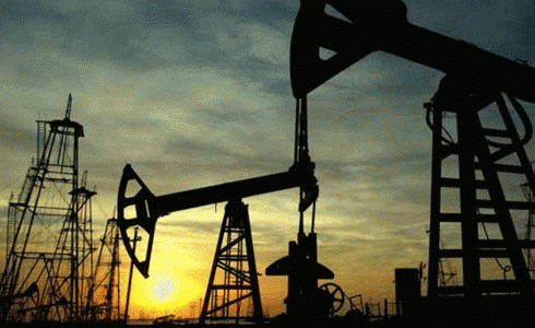 A OPEP mantén a oferta de cru e afunde os prezos do petróleo
