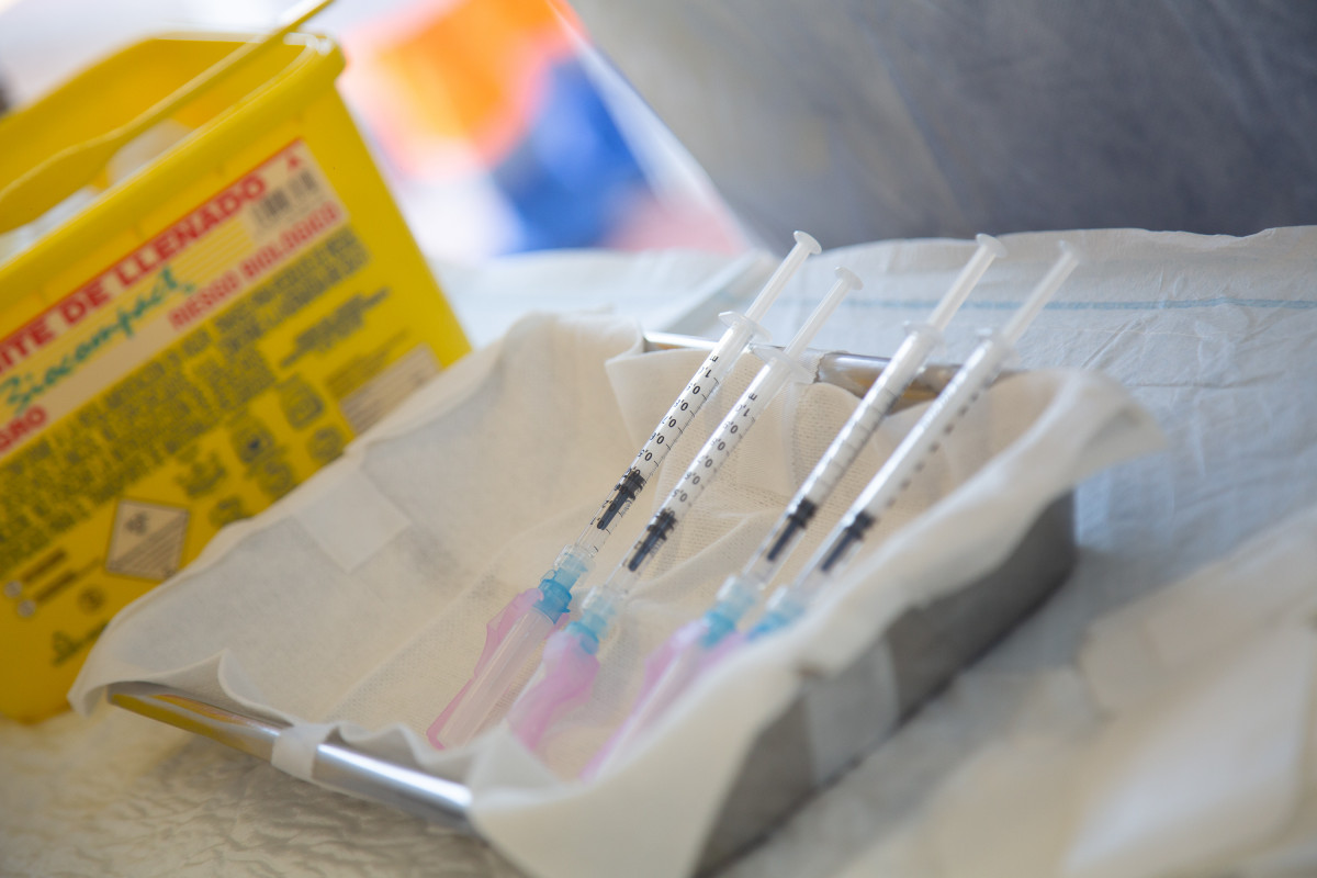 A variante surafricana podería reducir considerablemente a protección de vacina de Pfizer, segundo estudo
