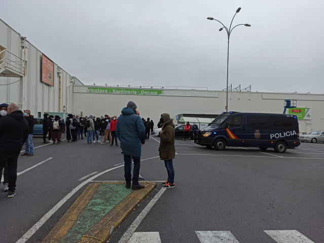 Piquetes en Ferrol no inicio da folga polo 10M.