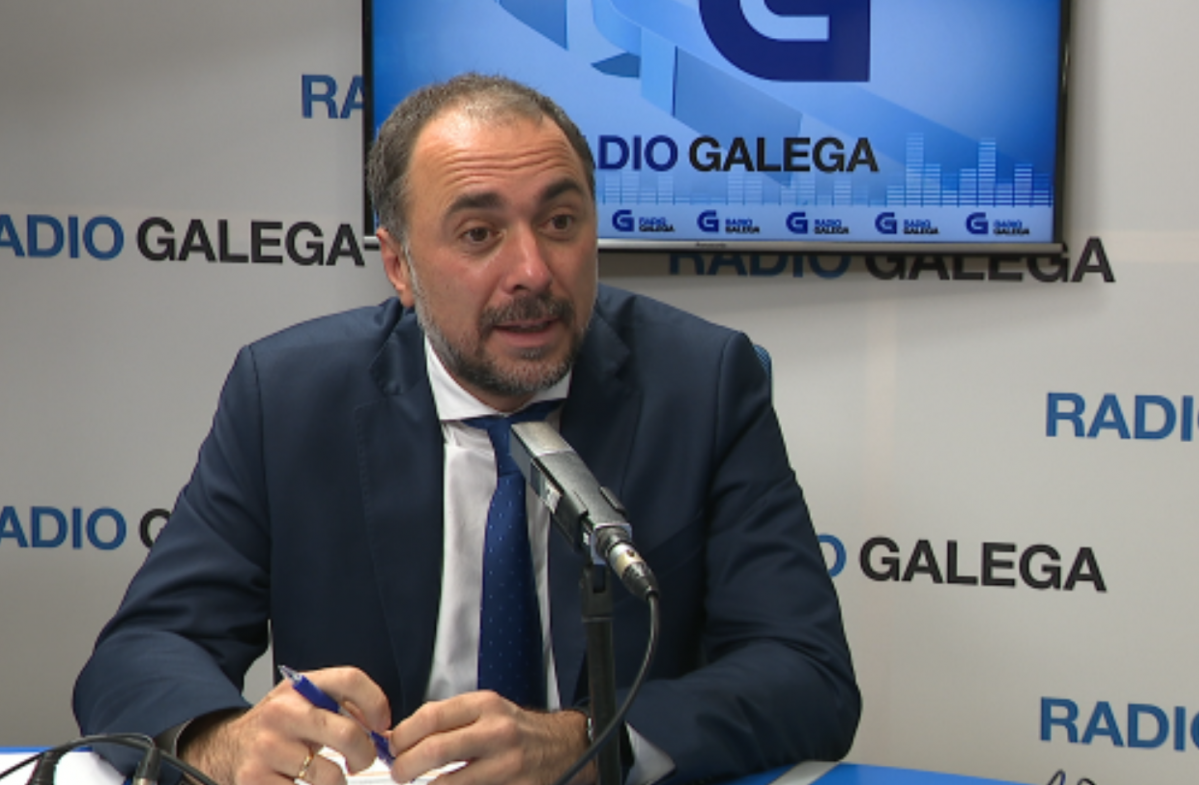 O conselleiro este domingo na Radio Galega