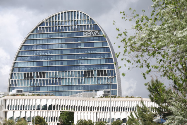 Edificio da sede de BBVA en Madrid, coñecido como ‘A Vela’, ao 22 de abril de 2021, en Madrid (España).
