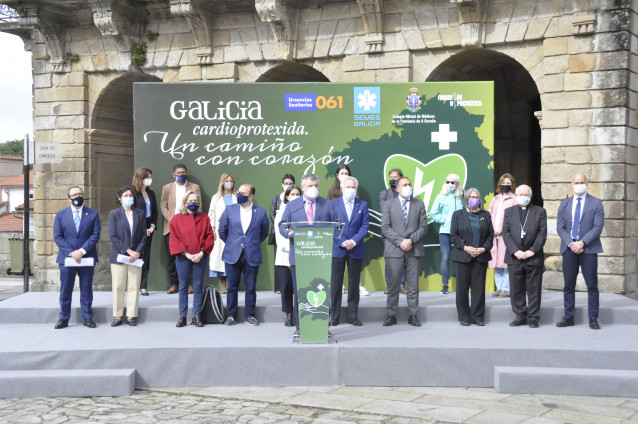 O Colexio de Médicos da Coruña, Semes Galicia e o 061 conmemoran en Santiago o Dia Mundial da Medicina de Urxencias e Emerxencias.