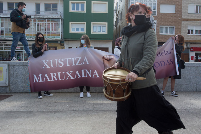 Arquivo - Varias mulleres participan nunha manifestación en apoio ás 87 mulleres que en 2019 foron gravadas “sen autorización”, a 4 de abriil de 2021, en San Cibrao