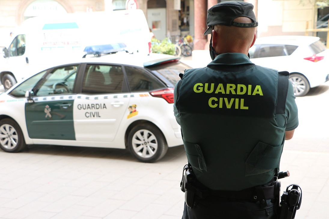 Axente da Garda Civil en Llucmajor, Mallorca.