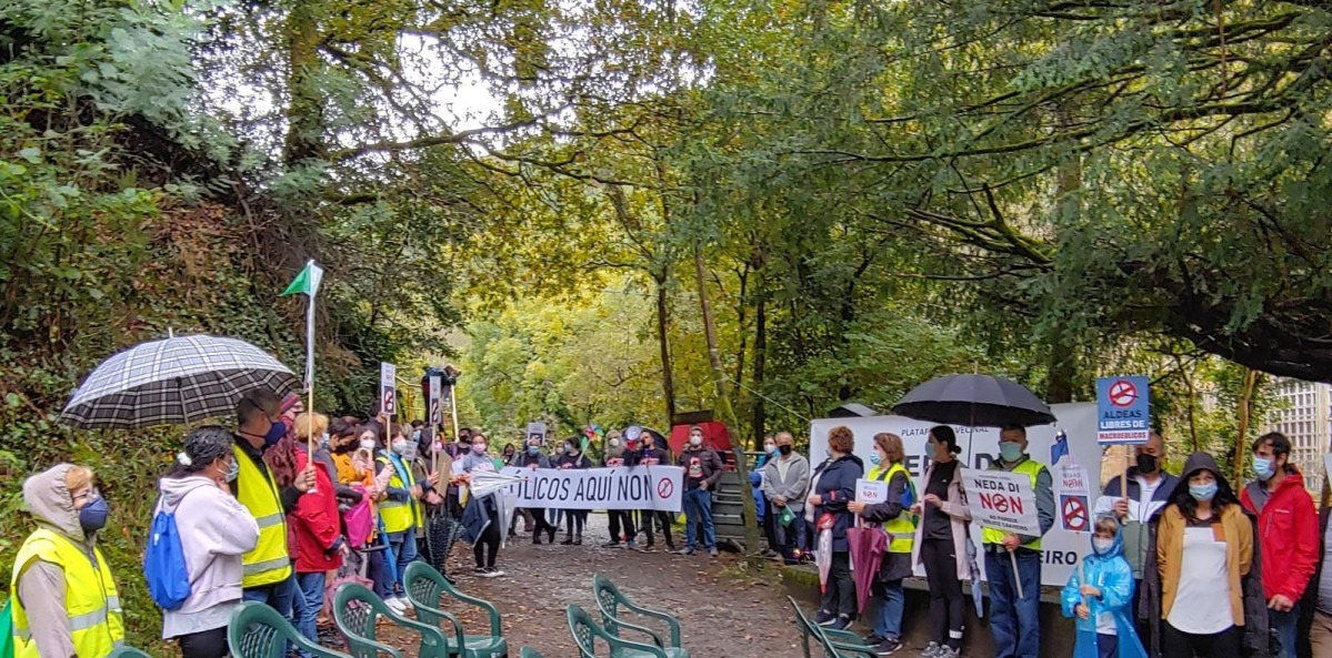 Protesta contra el Parque Eu00f3lico de Caaveiro en Neda