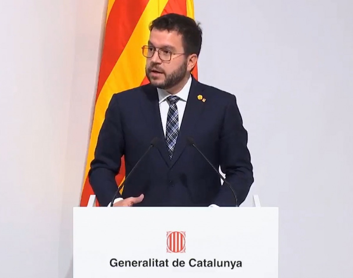 O presidente da Generalitat, Pere Aragonès, no acto de conmemoración do 50 aniversario da fundación da Assemblea de Catalunya, na Generalitat, ao 10 de novembro de 2021, en Barcelona.