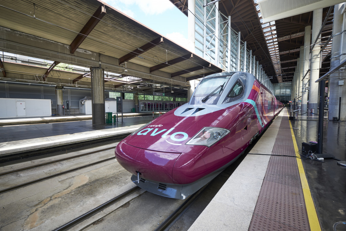 Arquivo - Presentación do novo servizo ferroviario de Renfe AVLO.