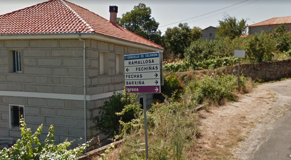 Entrada á aldea de Fechiu00f1as en Celanova nunha imaxe de Google Street View