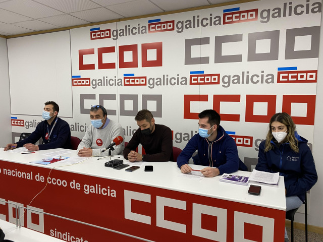 CCOO, CIG e representantes dos traballadores de Esteve Teijin en Galicia denuncian incumprimentos no contrato.