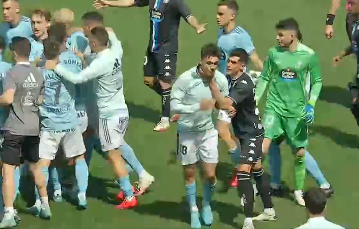 Pelexas entre xogadores tras derrotar o Celta B ao Deportivo en Balau00eddos
