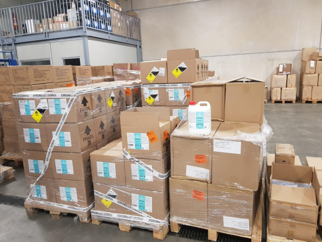 Arquivo - Material sanitario enviado pola Xunta a residencias e entidades sociais da provincia da Coruña.
