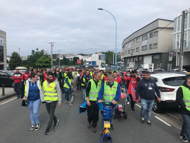Piquetes informativos de traballadores en folga no sector do metal na provincia da Coruña