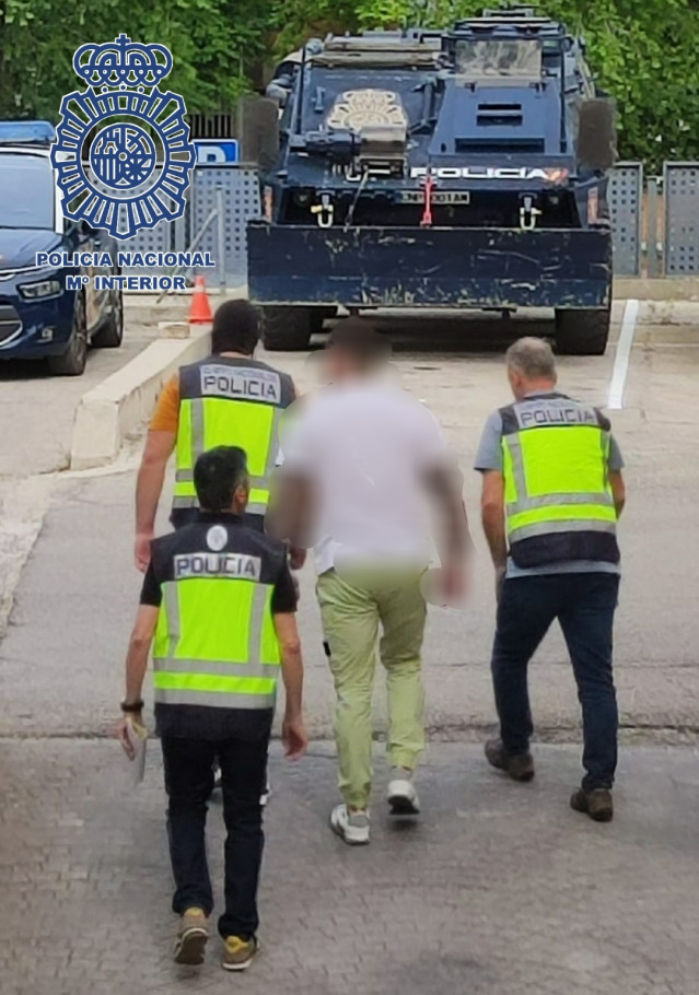 Nota De Prensa: A Policía Nacional Detén A Un Dos Líderes De Ultrar Sur Por Delitos De Lesións E Danos