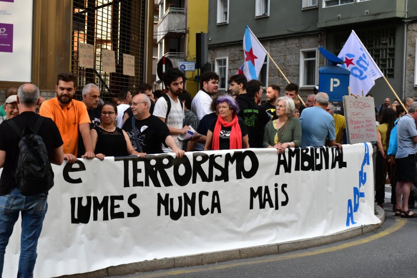Protesta contra os incendios en Ourense