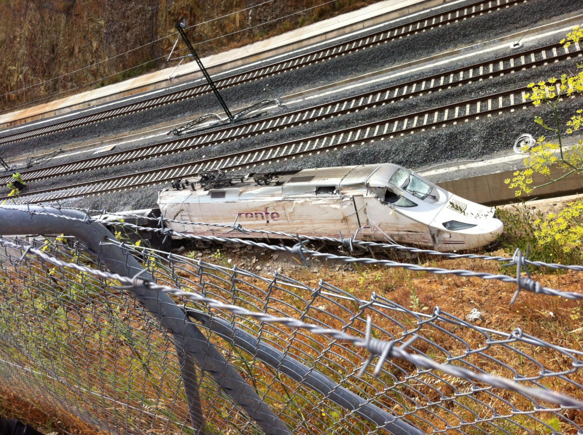 Archivo - Accidente de tren Alvia en Angrois (Santiago de Compostela)