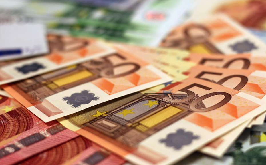 Diñeiro en billetes de 50 euros