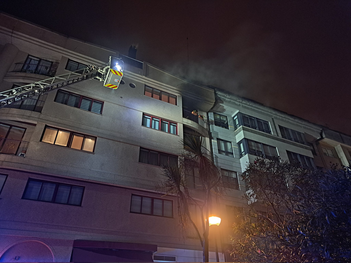 Incendio na rúa Posse nunha imaxe publicada por @gaiteira4kminos